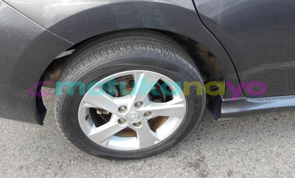 Buy Used Toyota Auris Silver Car in Kinshasa in Kinshasa Buy Used Toyota Auris Silver Car in Kinshasa in Kinshasa