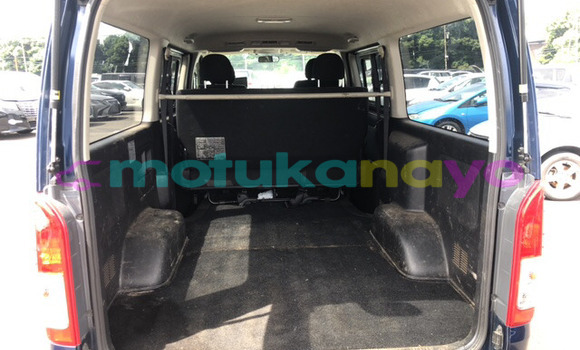 Buy Used Toyota Hiace Silver Car in Kinshasa in Kinshasa Buy Used Toyota Hiace Silver Car in Kinshasa in Kinshasa