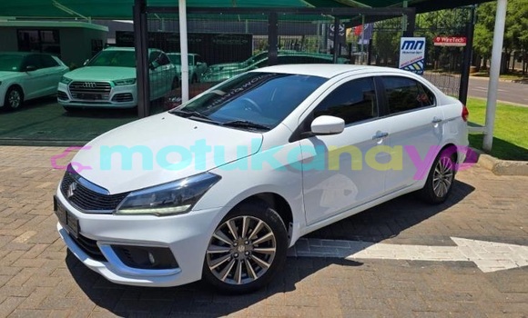 Buy Used Suzuki Cara White Car in Kinshasa in Kinshasa Buy Used Suzuki Cara White Car in Kinshasa in Kinshasa