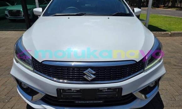 Buy Used Suzuki Cara White Car in Kinshasa in Kinshasa Buy Used Suzuki Cara White Car in Kinshasa in Kinshasa