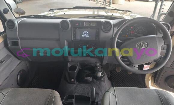 Buy Used Toyota Land Cruiser Other Car in Kinshasa in Kinshasa Buy Used Toyota Land Cruiser Other Car in Kinshasa in Kinshasa