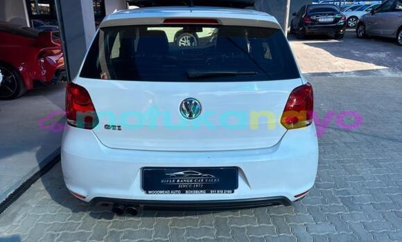 Buy Used Volkswagen Golf White Car in Kinshasa in Kinshasa Buy Used Volkswagen Golf White Car in Kinshasa in Kinshasa