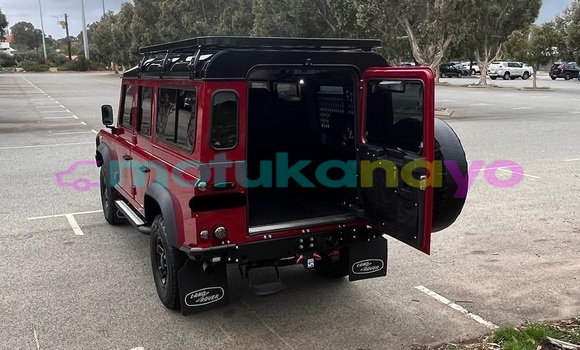 Buy Used Land Rover Defender Red Car in Kinshasa in Kinshasa Buy Used Land Rover Defender Red Car in Kinshasa in Kinshasa
