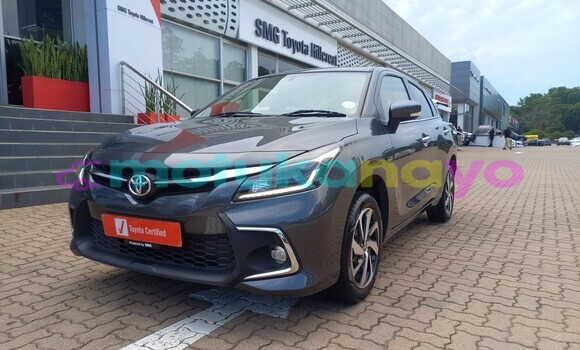 Buy Used Toyota Starlet Blue Car in Kinshasa in Kinshasa Buy Used Toyota Starlet Blue Car in Kinshasa in Kinshasa