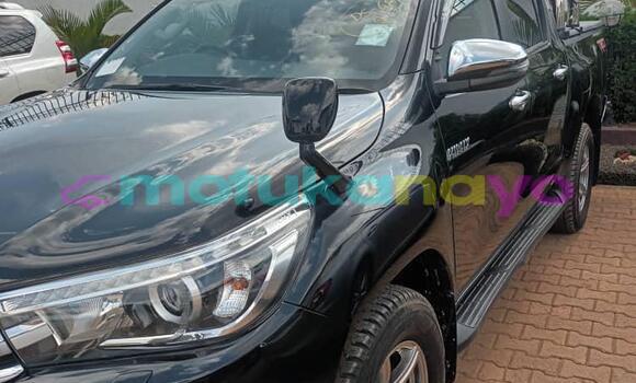 Acheter Occasion Voiture Toyota Hilux Noir à Lubumbashi, Katanga Acheter Occasion Voiture Toyota Hilux Noir à Lubumbashi, Katanga