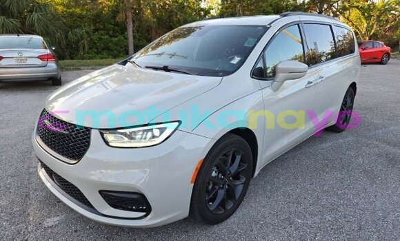 Buy Used Chrysler Pacifica White Car in Kinshasa in Kinshasa Buy Used Chrysler Pacifica White Car in Kinshasa in Kinshasa