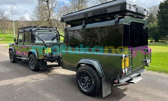 Buy Used Land Rover Defender Green Car in Kinshasa in Kinshasa Buy Used Land Rover Defender Green Car in Kinshasa in Kinshasa