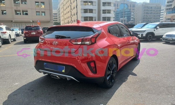 Buy Used Hyundai Veloster Red Car in Kinshasa in Kinshasa Buy Used Hyundai Veloster Red Car in Kinshasa in Kinshasa
