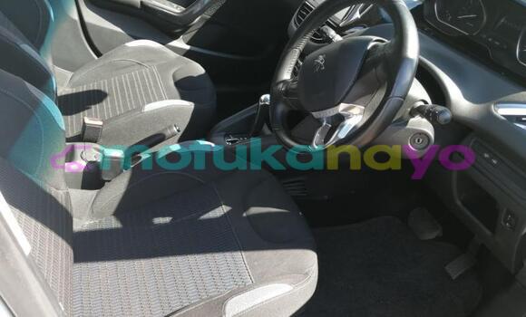 Buy Used Peugeot 208 Silver Car in Kinshasa in Kinshasa Buy Used Peugeot 208 Silver Car in Kinshasa in Kinshasa