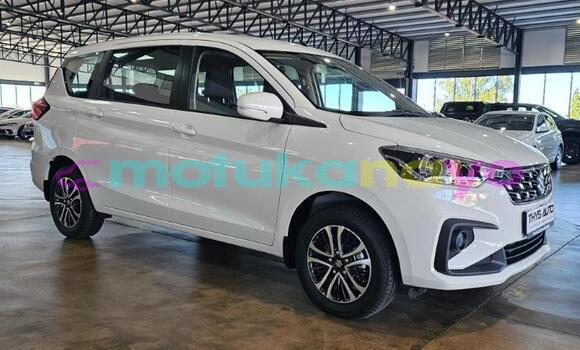 Acheter Occasion Voiture Suzuki Ertiga Blanc à Kinshasa, Kinshasa Acheter Occasion Voiture Suzuki Ertiga Blanc à Kinshasa, Kinshasa