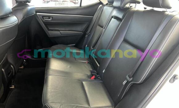 Buy Used Toyota Corolla White Car in Kinshasa in Kinshasa Buy Used Toyota Corolla White Car in Kinshasa in Kinshasa