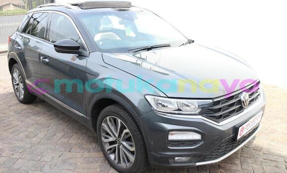 Buy Used Volkswagen T-Roc Other Car in Kinshasa in Kinshasa Buy Used Volkswagen T-Roc Other Car in Kinshasa in Kinshasa