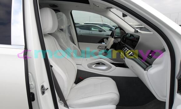 Buy Used Mercedes-Benz Maybach S-klasse White Car in Kinshasa in Kinshasa Buy Used Mercedes-Benz Maybach S-klasse White Car in Kinshasa in Kinshasa