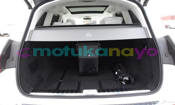 Buy Used Mercedes-Benz Maybach S-klasse White Car in Kinshasa in Kinshasa Buy Used Mercedes-Benz Maybach S-klasse White Car in Kinshasa in Kinshasa