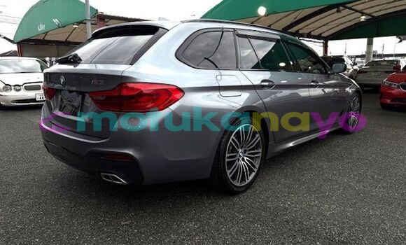 Buy Used BMW 5–Series Silver Car in Kinshasa in Kinshasa Buy Used BMW 5–Series Silver Car in Kinshasa in Kinshasa