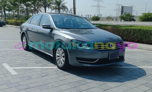 Buy Used Volkswagen Passat Blue Car in Kinshasa in Kinshasa Buy Used Volkswagen Passat Blue Car in Kinshasa in Kinshasa