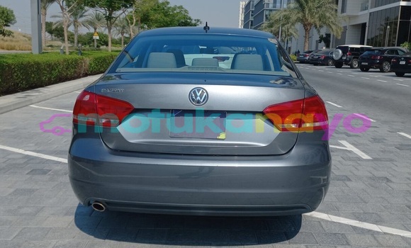 Buy Used Volkswagen Passat Blue Car in Kinshasa in Kinshasa Buy Used Volkswagen Passat Blue Car in Kinshasa in Kinshasa