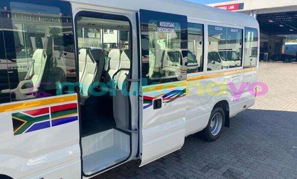 Buy Used Toyota Coaster White Car in Kinshasa in Kinshasa Buy Used Toyota Coaster White Car in Kinshasa in Kinshasa