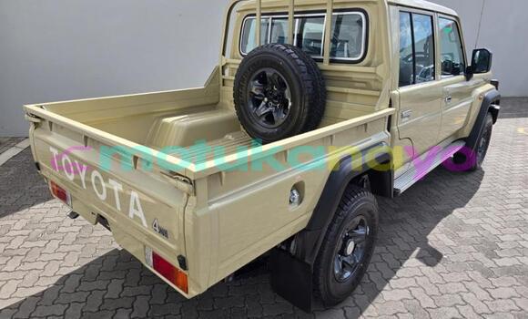 Buy Used Toyota Land Cruiser Other Car in Kinshasa in Kinshasa Buy Used Toyota Land Cruiser Other Car in Kinshasa in Kinshasa