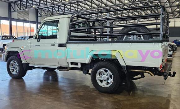 Buy Used Toyota Land Cruiser Other Car in Lubumbashi in Katanga Buy Used Toyota Land Cruiser Other Car in Lubumbashi in Katanga