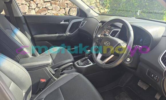 Buy Used Hyundai Creta Silver Car in Kinshasa in Kinshasa Buy Used Hyundai Creta Silver Car in Kinshasa in Kinshasa