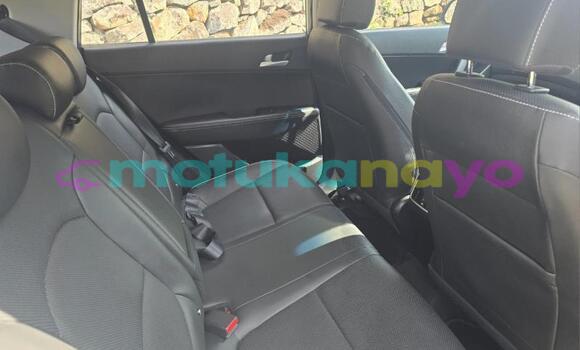 Buy Used Hyundai Creta Silver Car in Kinshasa in Kinshasa Buy Used Hyundai Creta Silver Car in Kinshasa in Kinshasa