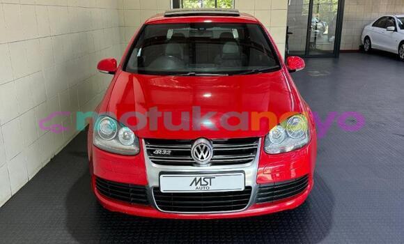 Buy Used Volkswagen Golf R32 Red Car in Kinshasa in Kinshasa Buy Used Volkswagen Golf R32 Red Car in Kinshasa in Kinshasa