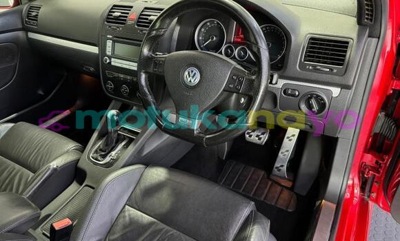 Buy Used Volkswagen Golf R32 Red Car in Kinshasa in Kinshasa Buy Used Volkswagen Golf R32 Red Car in Kinshasa in Kinshasa