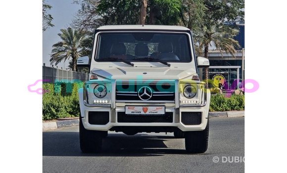 Acheter Import Voiture Mercedes-Benz 190 (W201) Blanc à Import - Dubai, Bandundu Acheter Import Voiture Mercedes-Benz 190 (W201) Blanc à Import - Dubai, Bandundu