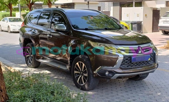 Acheter Occasion Voiture Mitsubishi Montero Sport Bleu à Kinshasa, Kinshasa Acheter Occasion Voiture Mitsubishi Montero Sport Bleu à Kinshasa, Kinshasa
