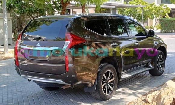 Acheter Occasion Voiture Mitsubishi Montero Sport Bleu à Kinshasa, Kinshasa Acheter Occasion Voiture Mitsubishi Montero Sport Bleu à Kinshasa, Kinshasa