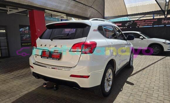 Buy Used Haval H2 White Car in Kinshasa in Kinshasa Buy Used Haval H2 White Car in Kinshasa in Kinshasa