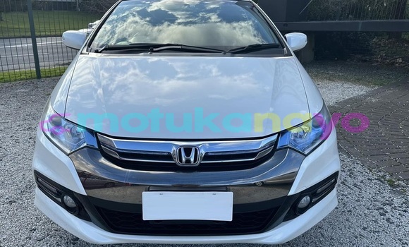 Buy Used Honda Insight White Car in Kinshasa in Kinshasa Buy Used Honda Insight White Car in Kinshasa in Kinshasa