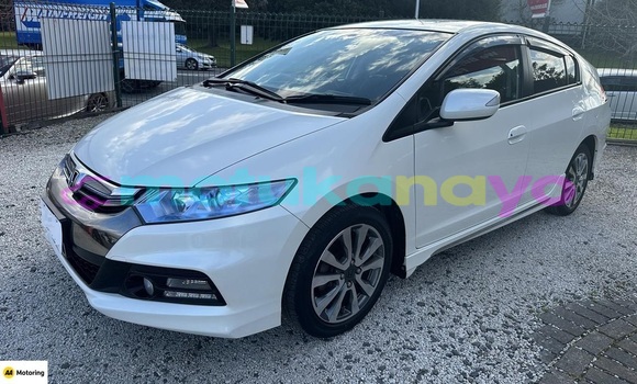 Buy Used Honda Insight White Car in Kinshasa in Kinshasa Buy Used Honda Insight White Car in Kinshasa in Kinshasa