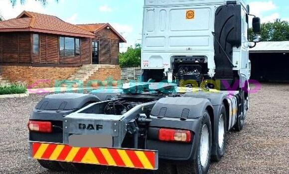 Buy Used DAF CF White Truck in Kinshasa in Kinshasa Buy Used DAF CF White Truck in Kinshasa in Kinshasa