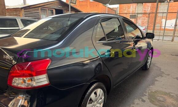 Buy Used Toyota Yaris Black Car in Kinshasa in Kinshasa Buy Used Toyota Yaris Black Car in Kinshasa in Kinshasa