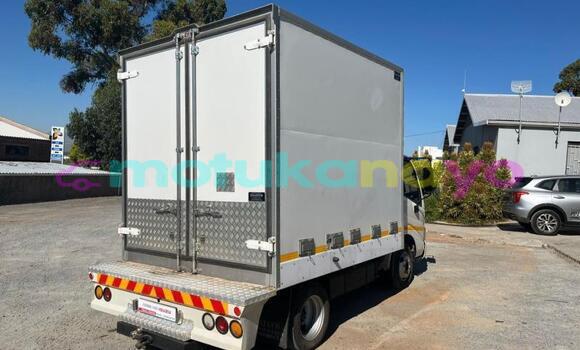 Buy Used Toyota Dyna White Truck in Lubumbashi in Katanga Buy Used Toyota Dyna White Truck in Lubumbashi in Katanga