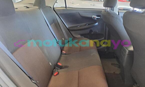 Buy Used Toyota Corolla Silver Car in Kinshasa in Kinshasa Buy Used Toyota Corolla Silver Car in Kinshasa in Kinshasa