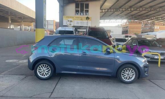 Buy Used Kia Rio Other Car in Kinshasa in Kinshasa Buy Used Kia Rio Other Car in Kinshasa in Kinshasa