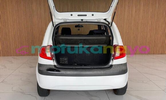 Buy Used Hyundai Getz White Car in Kinshasa in Kinshasa Buy Used Hyundai Getz White Car in Kinshasa in Kinshasa
