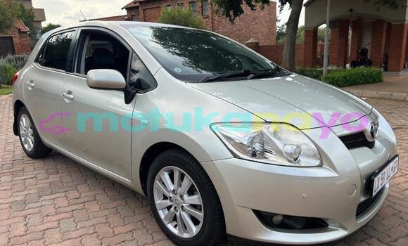Buy Used Toyota Auris Brown Car in Kinshasa in Kinshasa Buy Used Toyota Auris Brown Car in Kinshasa in Kinshasa
