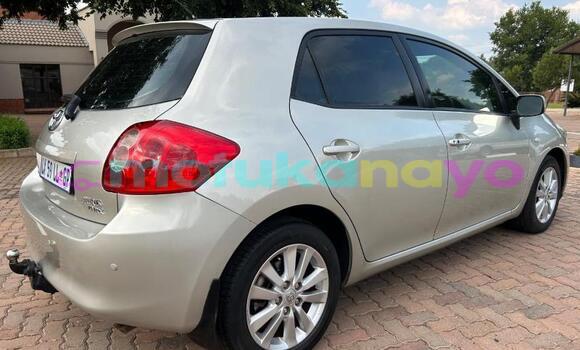 Buy Used Toyota Auris Brown Car in Kinshasa in Kinshasa Buy Used Toyota Auris Brown Car in Kinshasa in Kinshasa