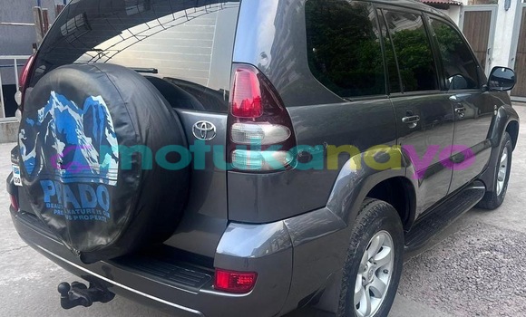 Acheter Occasion Voiture Toyota Prado Bleu à Kinshasa, Kinshasa Acheter Occasion Voiture Toyota Prado Bleu à Kinshasa, Kinshasa