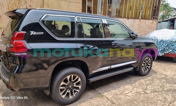 Acheter Occasion Voiture Toyota Prado Noir à Kinshasa, Kinshasa Acheter Occasion Voiture Toyota Prado Noir à Kinshasa, Kinshasa