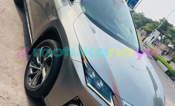 Acheter Occasion Voiture Lexus RX 350 Gris à Kinshasa, Kinshasa Acheter Occasion Voiture Lexus RX 350 Gris à Kinshasa, Kinshasa