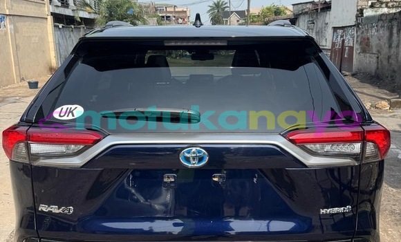 Acheter Occasion Voiture Toyota RAV 4 Bleu à Kinshasa, Kinshasa Acheter Occasion Voiture Toyota RAV 4 Bleu à Kinshasa, Kinshasa