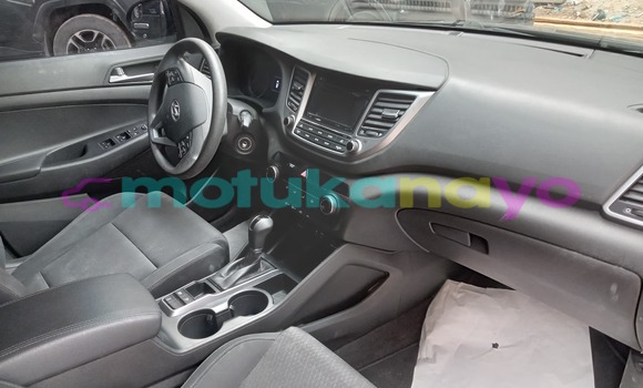 Acheter Occasion Voiture Hyundai Tucson Noir à Kinshasa, Kinshasa Acheter Occasion Voiture Hyundai Tucson Noir à Kinshasa, Kinshasa