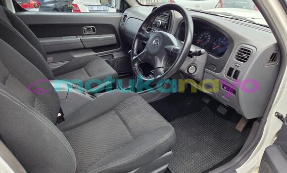 Buy Used Nissan Hardbody White Car in Kinshasa in Kinshasa Buy Used Nissan Hardbody White Car in Kinshasa in Kinshasa