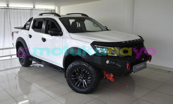 Buy Used Nissan Navara White Car in Kinshasa in Kinshasa Buy Used Nissan Navara White Car in Kinshasa in Kinshasa