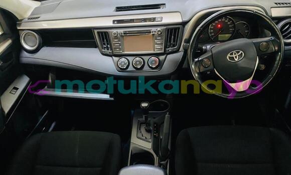 Buy Used Toyota RAV 4 White Car in Kinshasa in Kinshasa Buy Used Toyota RAV 4 White Car in Kinshasa in Kinshasa